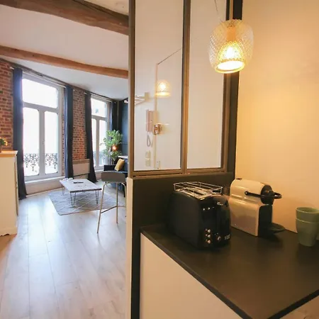 In The Heart Of Old Lille: Rue De La Monnaie Apartamento Exterior foto